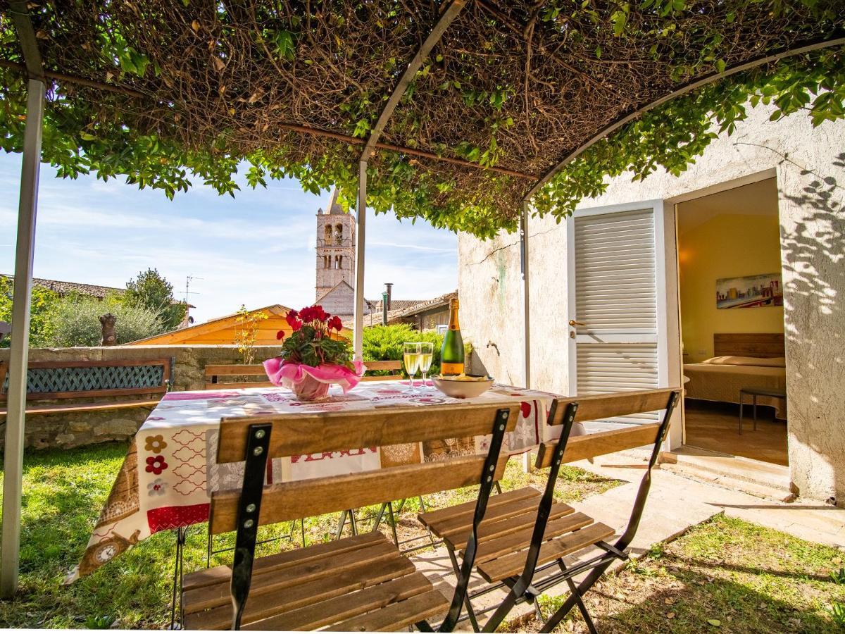 Terrazza Santa Chiara Hotel Assisi Exterior foto